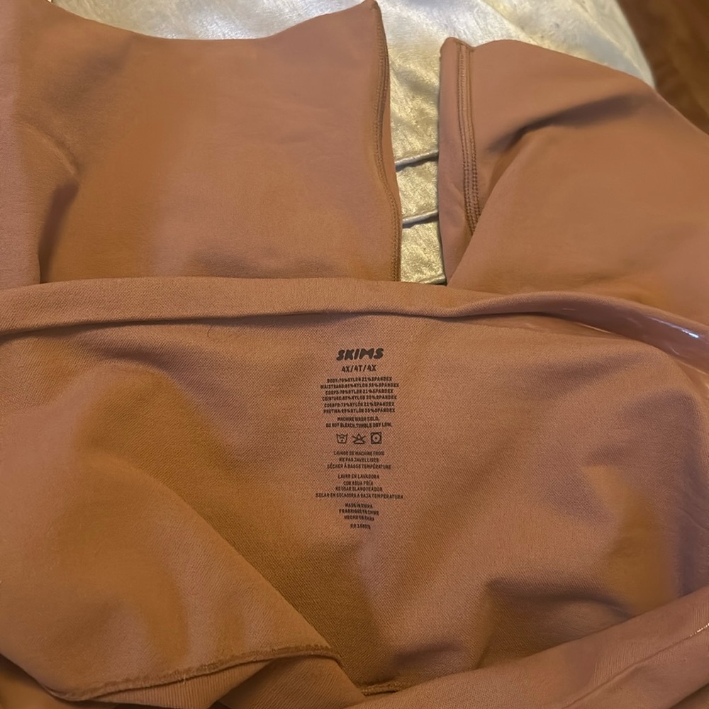 Skims under garments